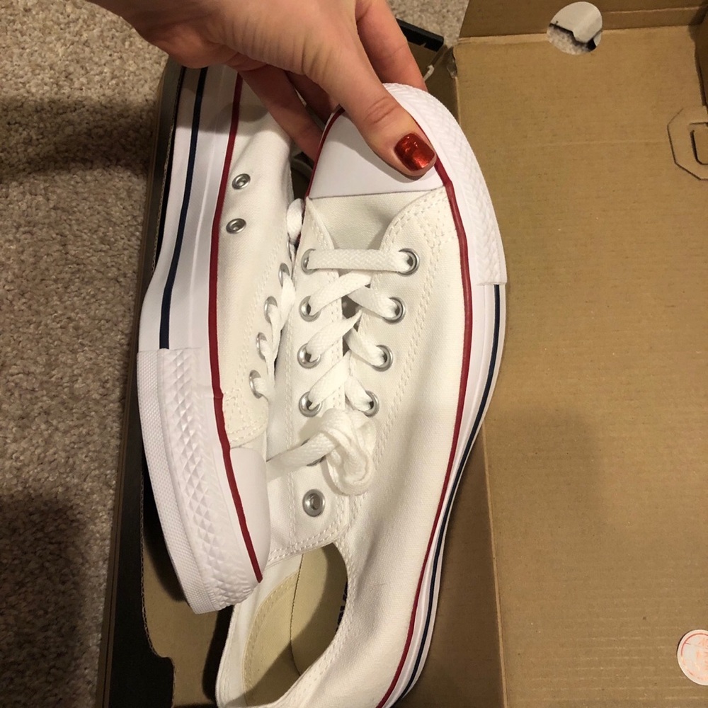 White converse- brand new.